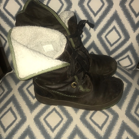 Keen boots 8